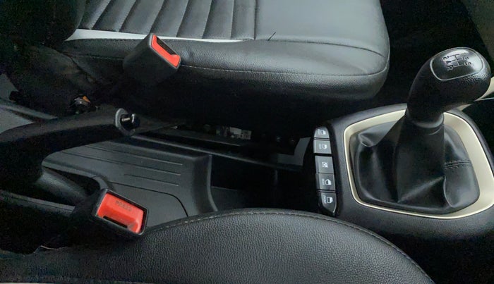 2019 Hyundai NEW SANTRO SPORTZ 1.1, Petrol, Manual, 36,303 km, Gear Lever
