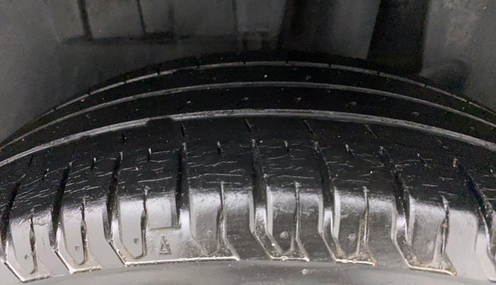 2020 Maruti Dzire ZXI PLUS AMT, Petrol, Automatic, 32,142 km, Left Rear Tyre Tread