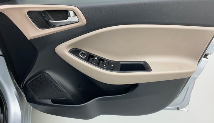 2020 Hyundai Elite i20 1.2 MAGNA PLUS VTVT, Petrol, Manual, 7,814 km, Driver Side Door Panels Control