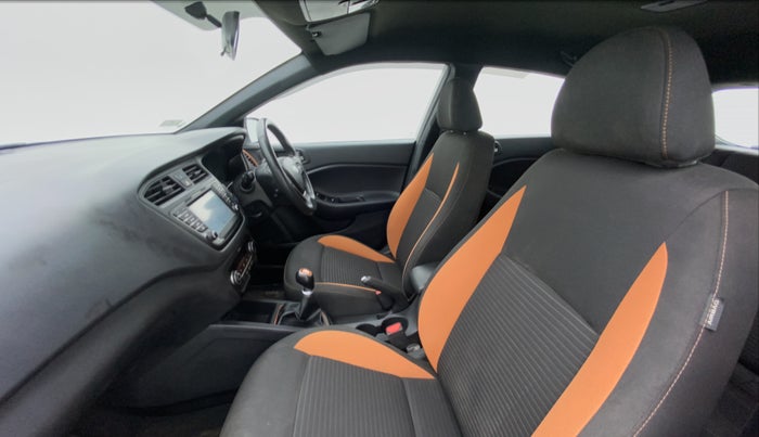 2017 Hyundai i20 Active 1.2 SX, Petrol, Manual, 55,343 km, Right Side Front Door Cabin