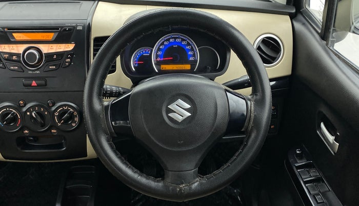 2017 Maruti Wagon R 1.0 VXI, Petrol, Manual, 40,990 km, Steering Wheel Close Up