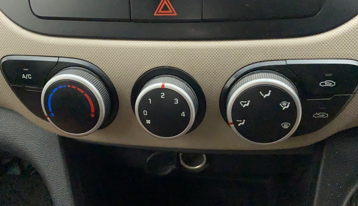 2017 Hyundai Grand i10 MAGNA 1.2 KAPPA VTVT, CNG, Manual, 73,253 km, AC Unit - Car heater not working