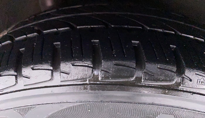 2010 Honda City S MT PETROL, Petrol, Manual, 19,033 km, Right Rear Tyre Tread