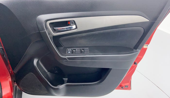 2019 Maruti Vitara Brezza ZDI PLUS DUAL TONE, Diesel, Manual, 47,557 km, Driver Side Door Panels Controls