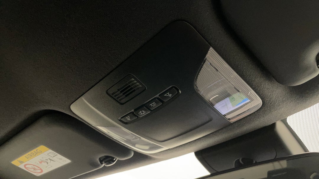 On-Roof Controls/Sunglass holder