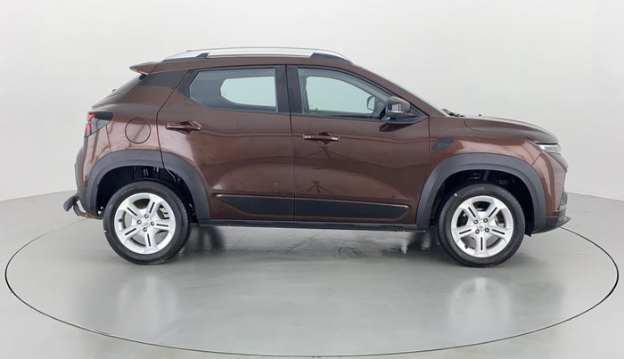 2021 Renault Kiger RXT 1.0 AMT, Petrol, Automatic, 7,007 km, Right Side View