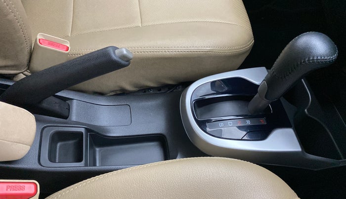 2019 Honda Jazz 1.2 VX AT, Petrol, Automatic, 7,128 km, Gear Lever