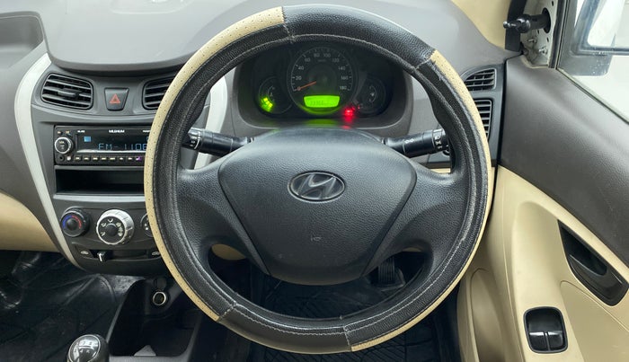 2018 Hyundai Eon ERA +, CNG, Manual, 33,366 km, Steering Wheel Close Up
