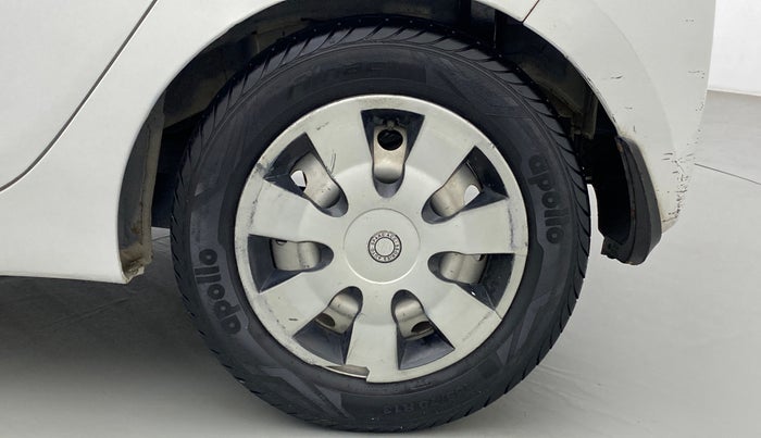 2018 Hyundai Eon ERA +, CNG, Manual, 33,366 km, Left Rear Wheel
