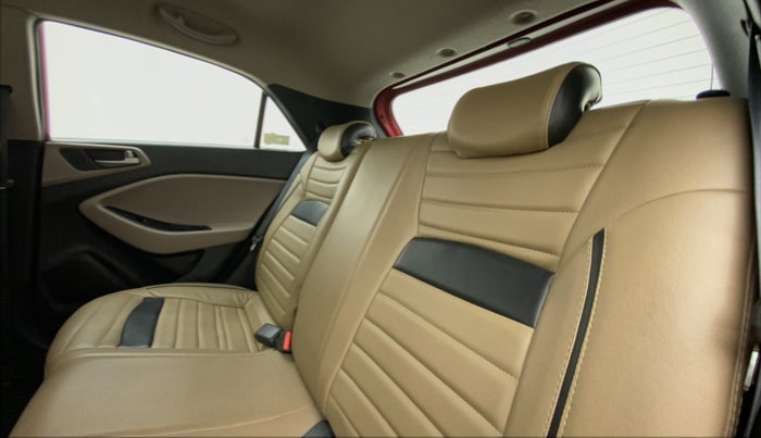 2016 Hyundai Elite i20 ASTA 1.2, Petrol, Manual, 85,748 km, Right Side Rear Door Cabin