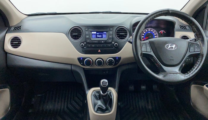 2016 Hyundai Grand i10 SPORTZ 1.2 KAPPA VTVT, Petrol, Manual, 44,069 km, Dashboard