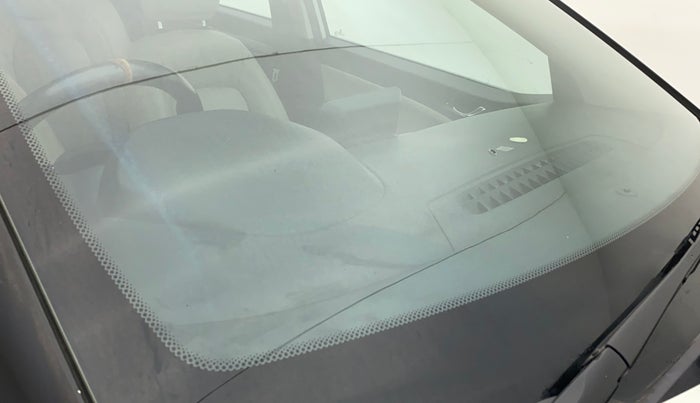 2020 Tata NEXON XZA PLUS SUNROOF PETROL, Petrol, Automatic, 61,402 km, Front windshield - Minor spot on windshield