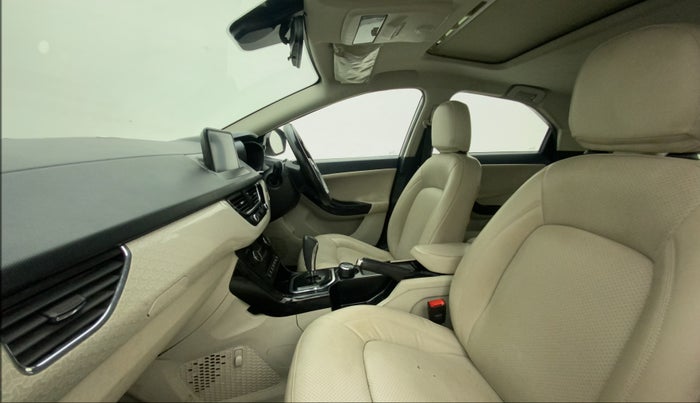 2020 Tata NEXON XZA PLUS SUNROOF PETROL, Petrol, Automatic, 61,402 km, Right Side Front Door Cabin