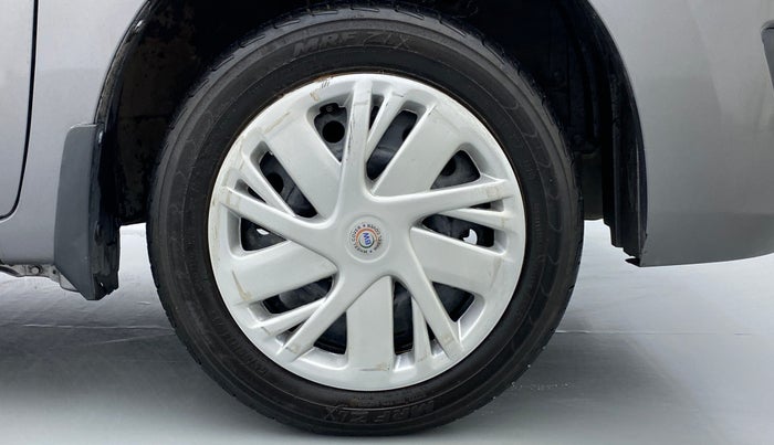 2014 Maruti Wagon R 1.0 VXI, Petrol, Manual, 35,834 km, Right Front Wheel