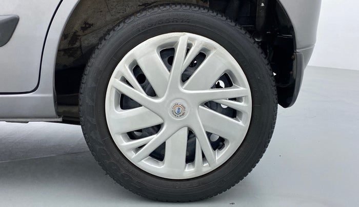 2014 Maruti Wagon R 1.0 VXI, Petrol, Manual, 35,834 km, Left Rear Wheel