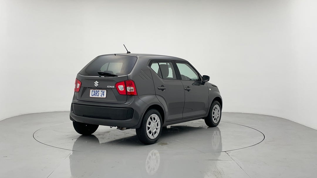 Right Back Diagonal (45- Degree) View