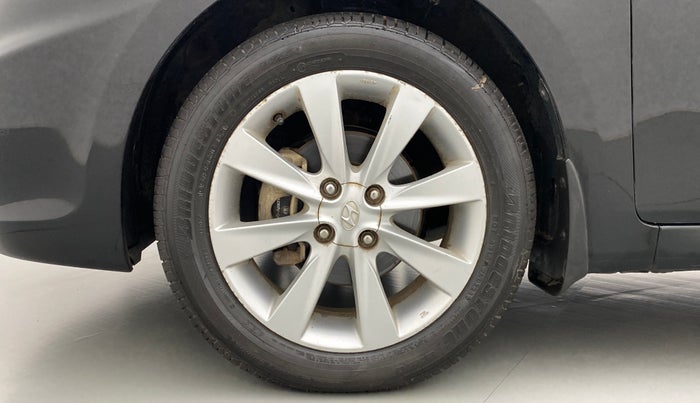 2013 Hyundai Verna FLUIDIC 1.6 SX VTVT, Petrol, Manual, 50,715 km, Left Front Wheel