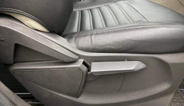 2017 Ford Ecosport 1.5 TREND+ TDCI, Diesel, Manual, 39,444 km, Driver Side Adjustment Panel