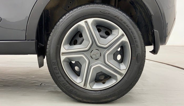 2018 Tata NEXON XM 1.2, Petrol, Manual, 29,781 km, Left Rear Wheel