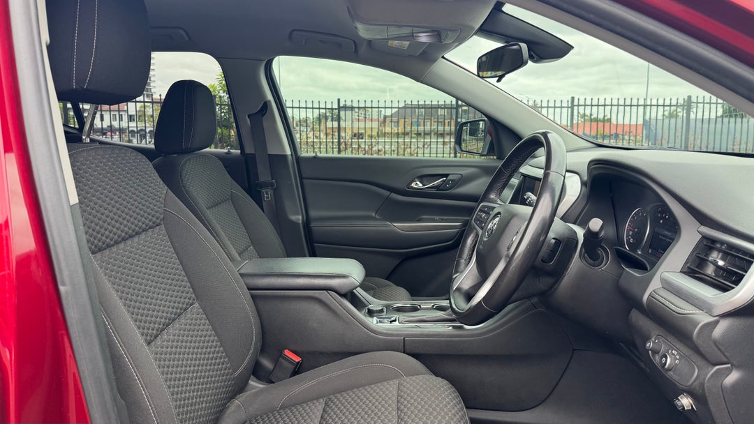 2019 Holden Acadia Lt (awd), Automatic, 78155 km, Right Side Front Door Cabin View