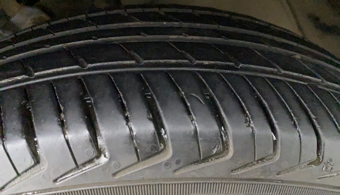 2021 Maruti New Wagon-R 1.0 Lxi (o) cng, CNG, Manual, 19,027 km, Left Rear Tyre Tread