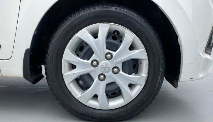 2015 Hyundai Grand i10 SPORTS 1.2 VTVT, Petrol, Manual, 20,478 km, Right Front Wheel