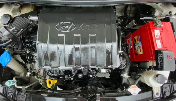 2015 Hyundai Grand i10 SPORTS 1.2 VTVT, Petrol, Manual, 20,478 km, Engine Bonet View