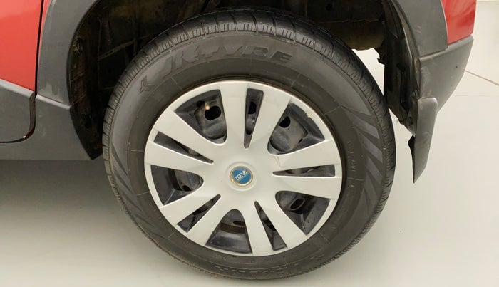 2016 Mahindra Kuv100 K6 5 STR, Petrol, Manual, 48,688 km, Left Rear Wheel