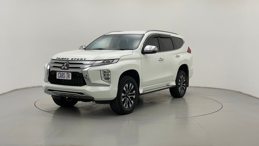 2022 Mitsubishi Pajero Sport Gls (4wd) 7 Seat, Automatic, 15188 km, Left Front Diagonal (45- Degree) View