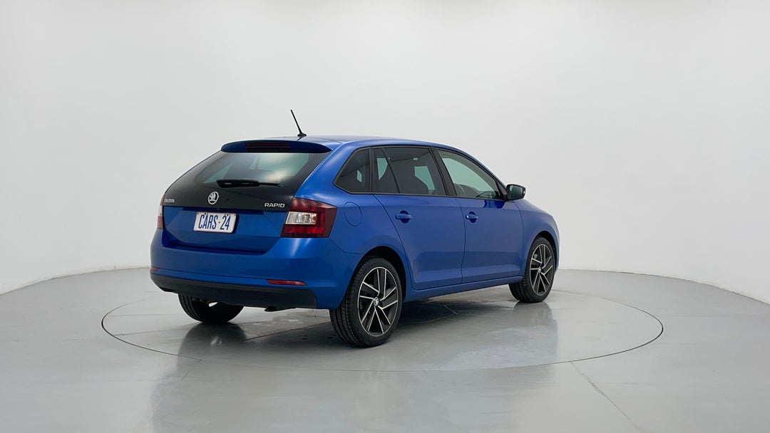 Right Back Diagonal (45- Degree) View