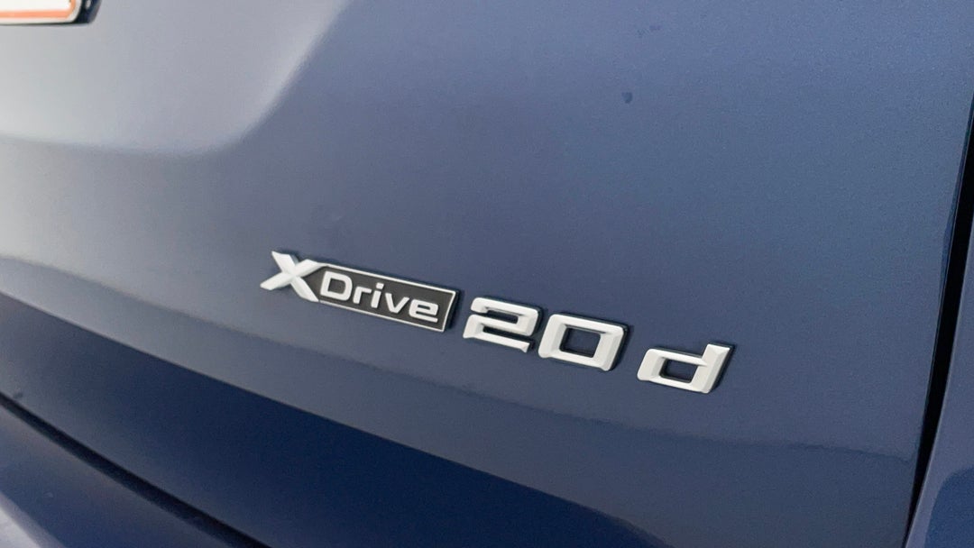 Badge (Boot Right Side)