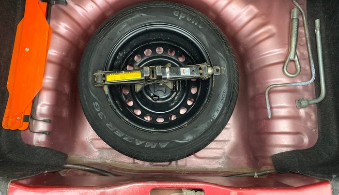 2015 Datsun Go T, Petrol, Manual, 69,003 km, Spare Tyre