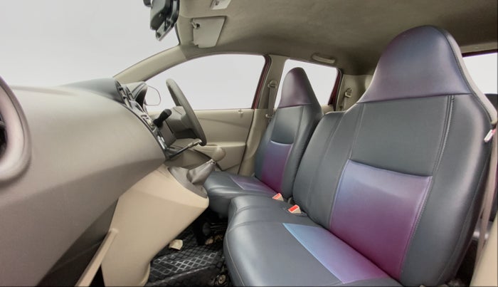 2015 Datsun Go T, Petrol, Manual, 69,003 km, Right Side Front Door Cabin