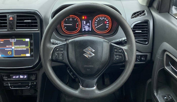2016 Maruti Vitara Brezza ZDI PLUS DUAL TONE, Diesel, Manual, 77,732 km, Steering Wheel Close Up