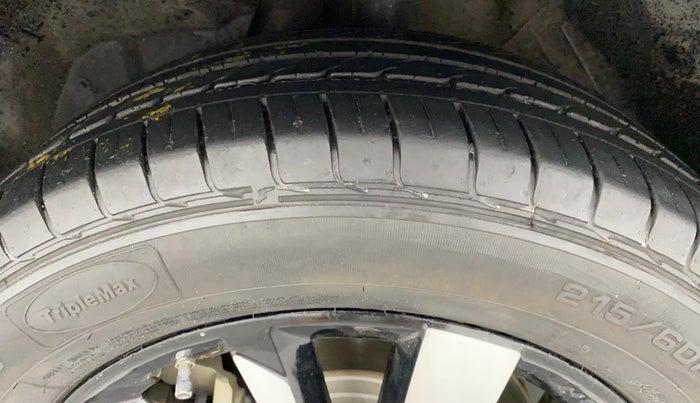 2019 MG HECTOR SHARP 2.0 DIESEL, Diesel, Manual, 21,129 km, Left Front Tyre Tread