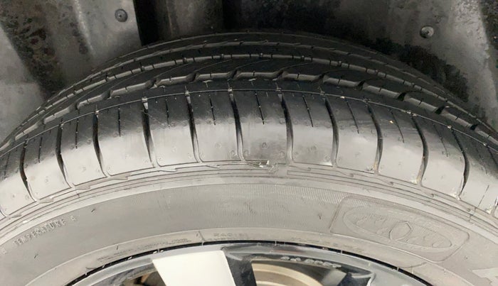 2019 MG HECTOR SHARP 2.0 DIESEL, Diesel, Manual, 21,129 km, Right Rear Tyre Tread