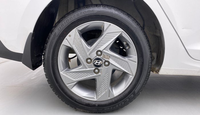 2021 Hyundai Verna SX 1.5 VTVT, Petrol, Manual, 18,273 km, Right Rear Wheel