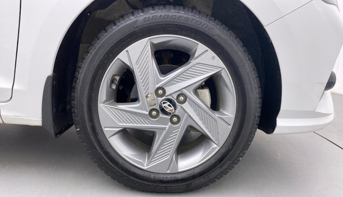 2021 Hyundai Verna SX 1.5 VTVT, Petrol, Manual, 18,273 km, Right Front Wheel