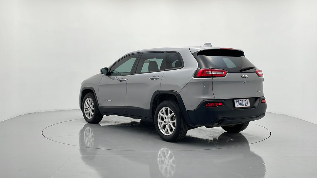 Left Back Diagonal (45- Degree) View