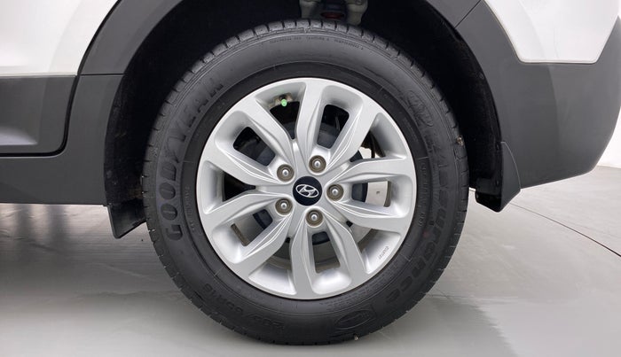 2020 Hyundai Creta SX PETROL MT, Petrol, Manual, 27,193 km, Left Rear Wheel
