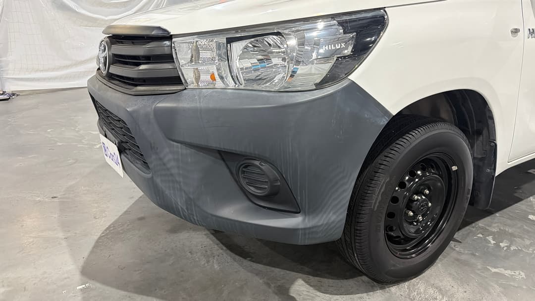 2018 Toyota Hilux Workmate, Automatic, 40536 km, Bumper Front Fade