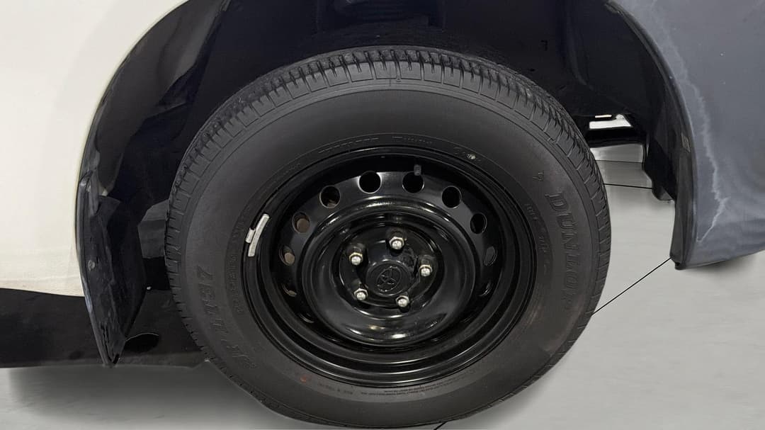 2018 Toyota Hilux Workmate, Automatic, 40536 km, Right Front Wheel