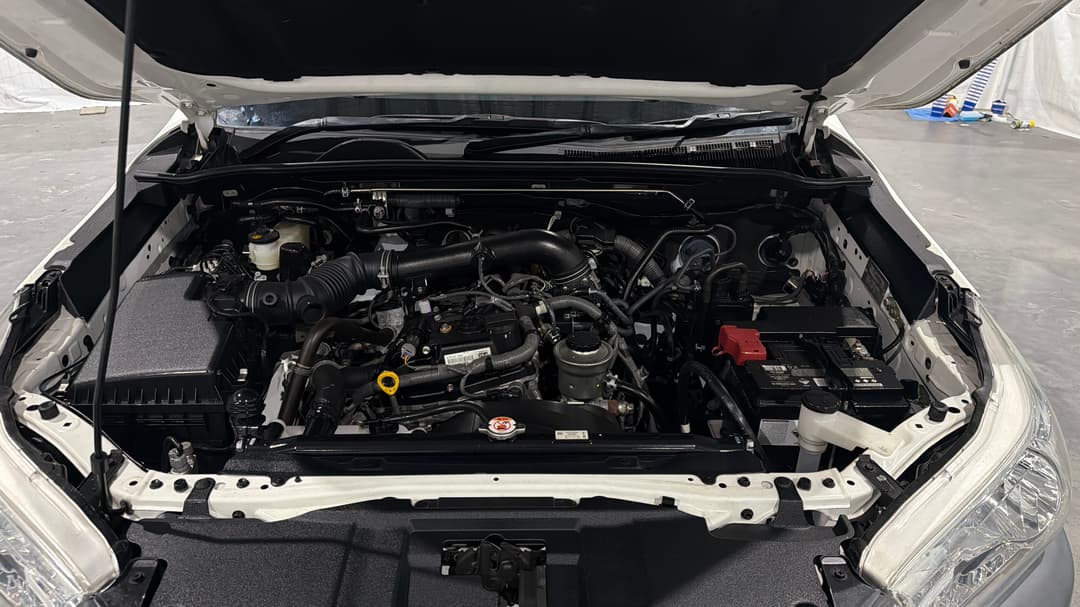 2018 Toyota Hilux Workmate, Automatic, 40536 km, Open Bonnet (Engine)