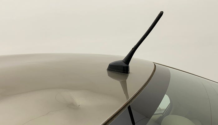 2011 Honda City 1.5L I-VTEC S MT, Petrol, Manual, 79,164 km, Roof - Antenna has minor damage
