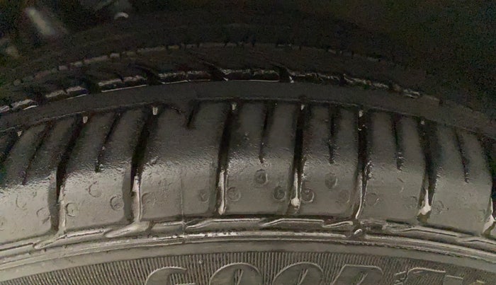 2017 Volkswagen Polo GT TSI AT, Petrol, Automatic, 61,385 km, Left Rear Tyre Tread