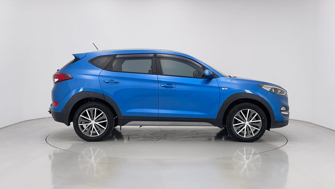 2017 Hyundai Tucson Active X (FWD), Automatic, 163885 km, Right Side View