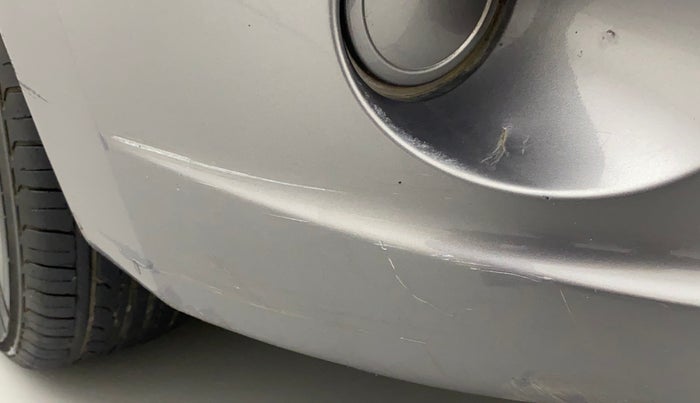 2016 Maruti Celerio VXI CNG, CNG, Manual, 74,105 km, Front bumper - Paint has minor damage