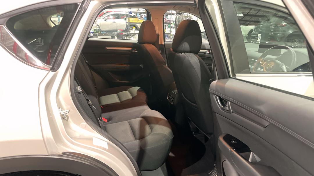 2024 Mazda CX-5 G25 Maxx Sport (AWD), Automatic, 38791 km, Right Side Rear Door Cabin View