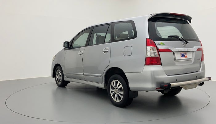 2015 Toyota Innova 2.5 VX 8 STR BS IV, Diesel, Manual, 1,44,861 km, Left Back Diagonal