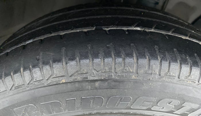 2018 Hyundai Elite i20 ASTA 1.4 CRDI, Diesel, Manual, 39,202 km, Right Front Tyre Tread